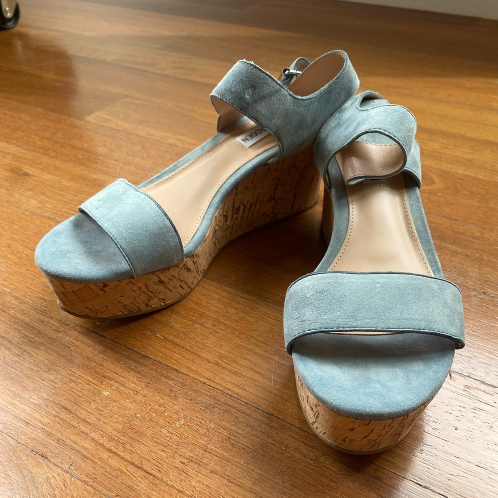 Steve Madden Chic Suede Platform Sandals